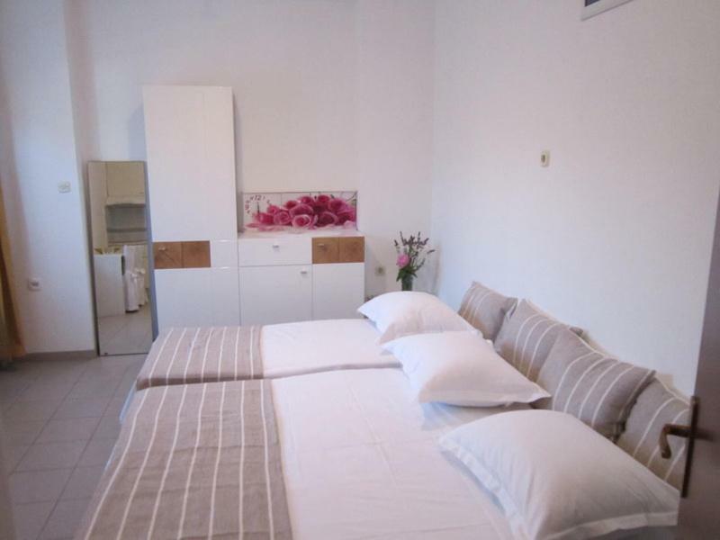 Studio Apartman Toni Apartment Split Exterior photo
