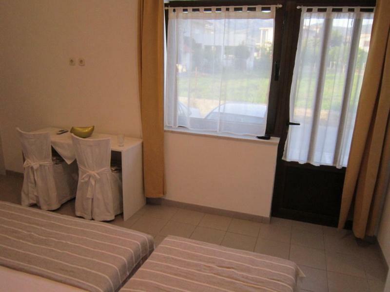 Studio Apartman Toni Apartment Split Exterior photo